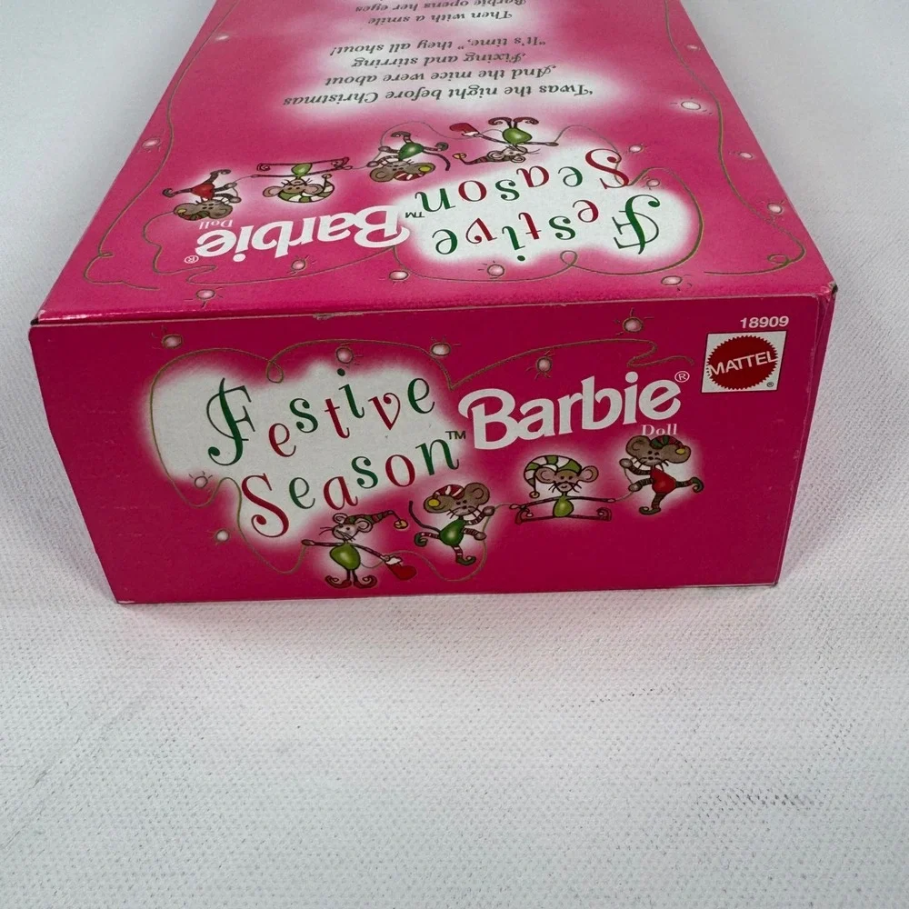 Mattel Festive Season Barbie Special Edition 18909 Green Snowflake Dress 1997